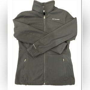 Women’s Black Columbia Softshell Jacket, Medium